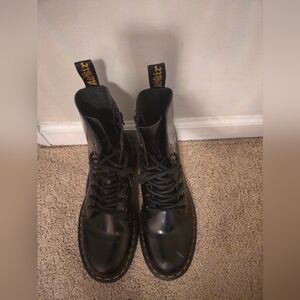 Women's Dr. Martens 1460 Max Leather Platform Black Lace-Up Boots, Size 9/10